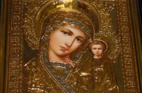 Dazzling icon photographed at the  Peter & Paul Cathedral, St Petersburg – Happy Christmas everyone…